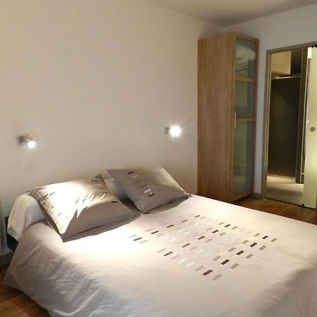 Heart Of Le Marais Apartment Париж Екстер'єр фото